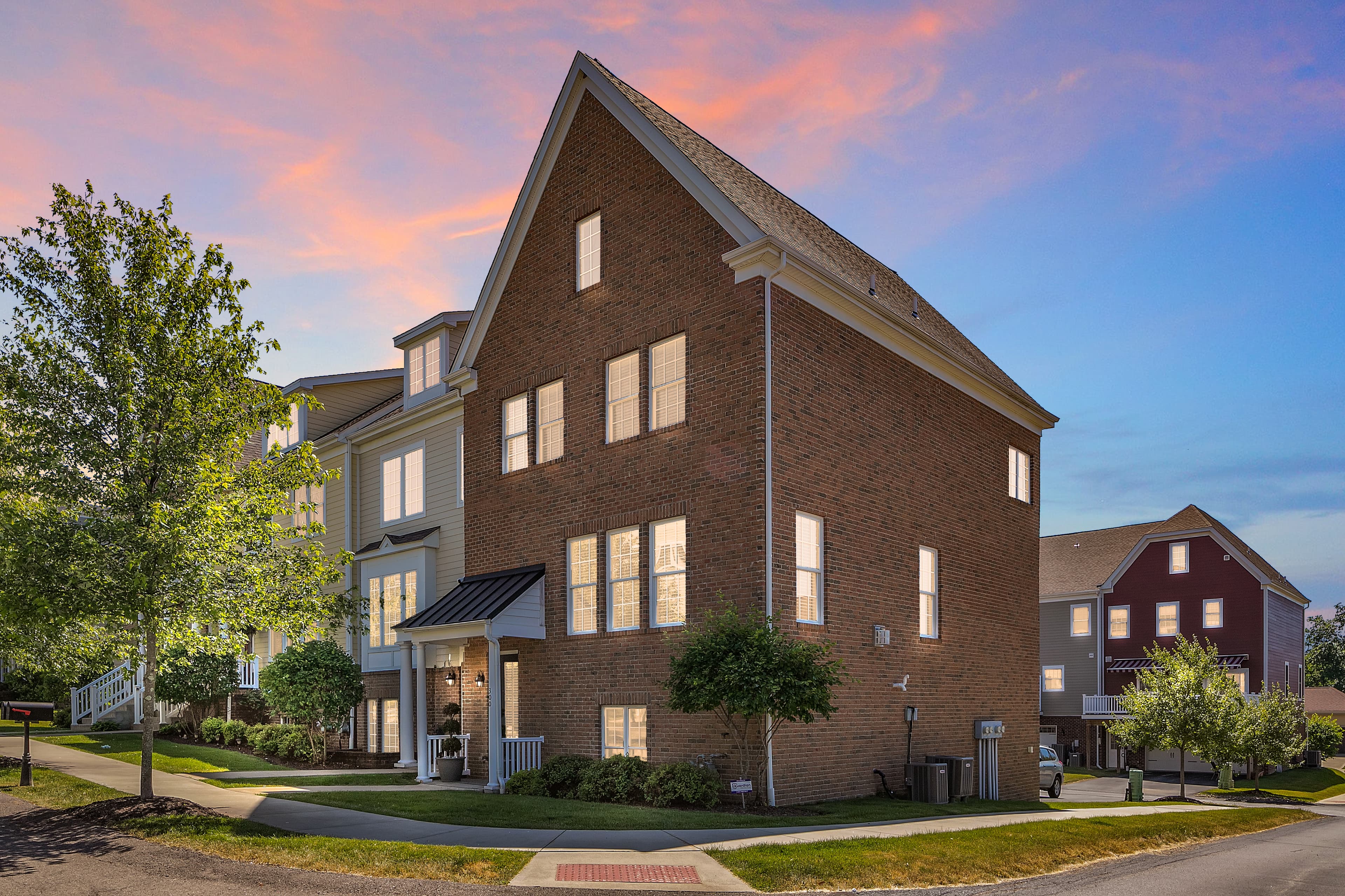 Sell your Pittsburgh home with Shilpa Naik